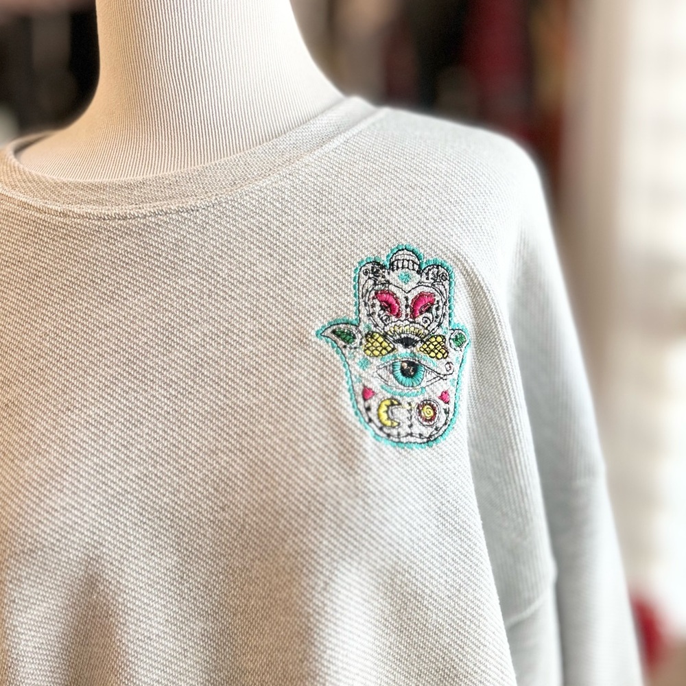Gray Zen Patch Top small - Picture 2 of 7